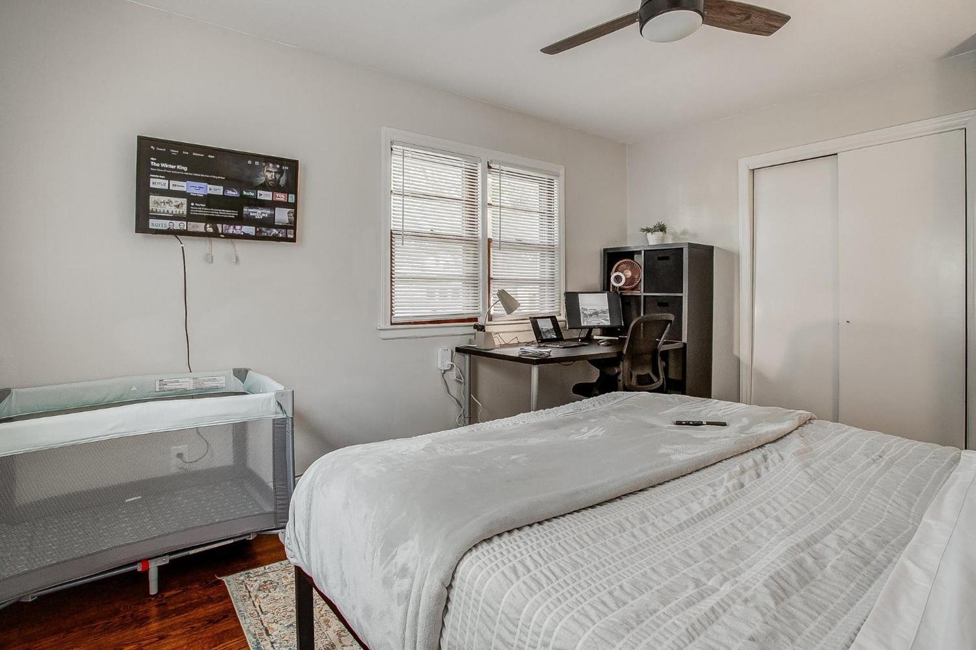 Chic Home With Huge Grassy Yard 7 Mins To Arrowhead Stadium 独立城 外观 照片